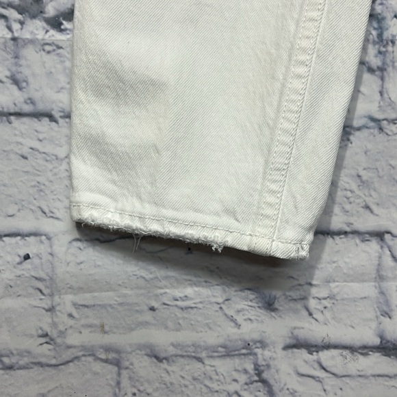 Abercrombie & Fitch The Skinny High Rise White Jeans - Picture 2 of 6